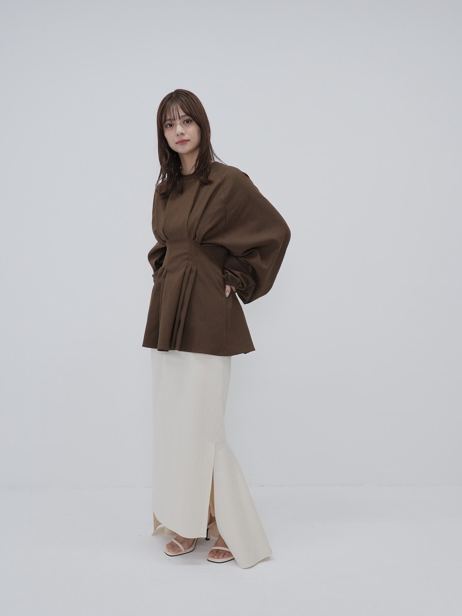 clastellar ブラウス volume blouse – ClaSTEllaR