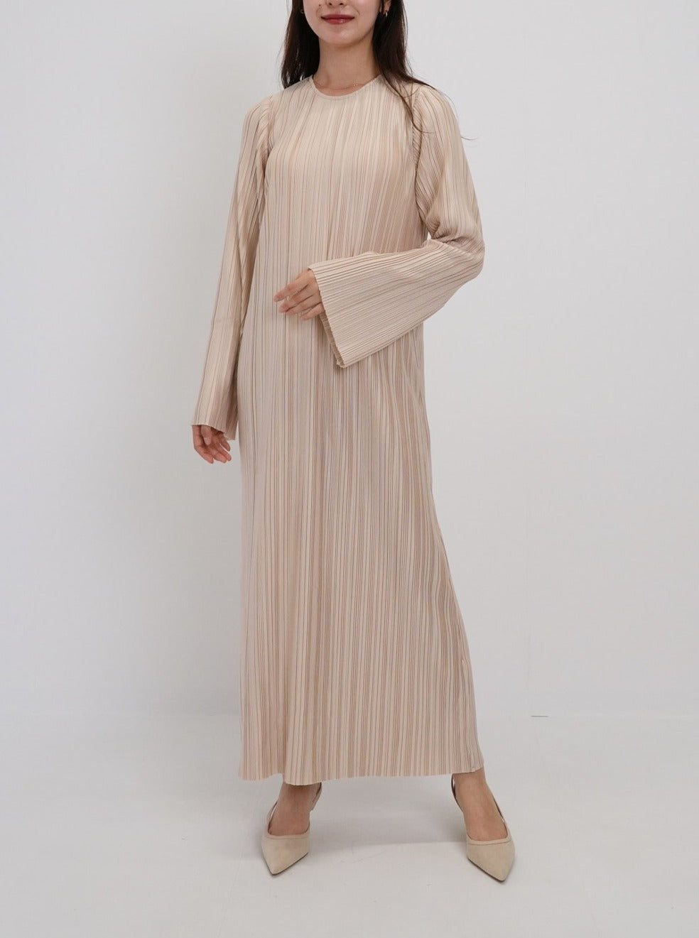 Pleated long dress – ClaSTEllaR
