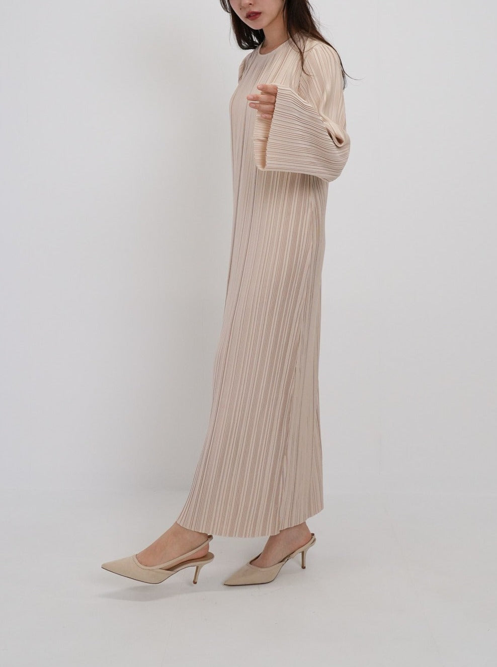 Pleated long dress – ClaSTEllaR