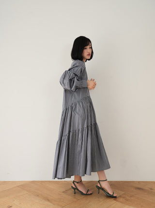 Volume tiered one piece