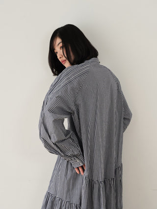 Volume tiered one piece