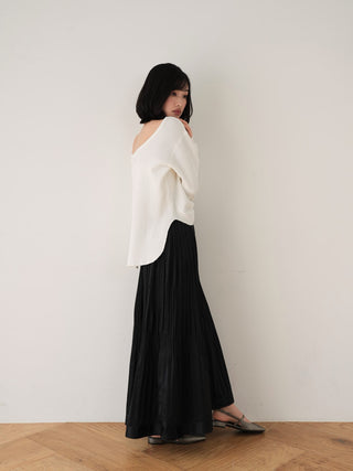 Back open long T-shirt