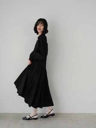 Volume tiered one piece