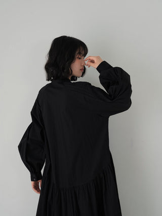 Volume tiered one piece