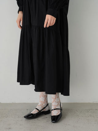 Volume tiered one piece