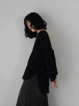 Back open long T-shirt